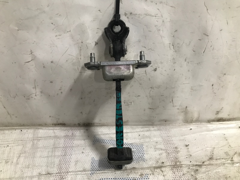 Ограничитель двери задний левый SUBARU FORESTER SG 02-07 2007 SG 2.5 EJ253 63302FC001 Б/У