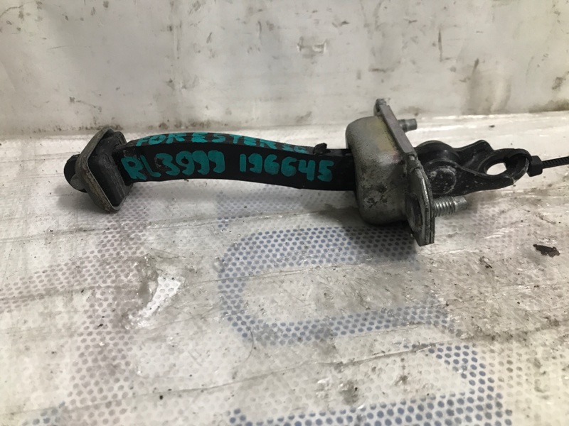 Ограничитель двери задний левый FORESTER SG 02-07 2007 SG 2.5 EJ253