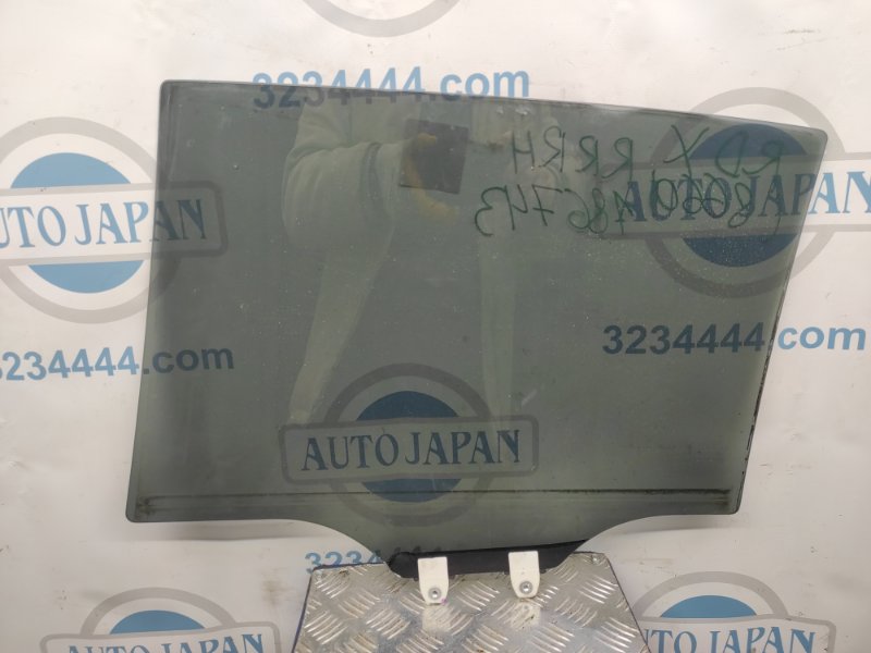 Стекло двери заднее правое RDX 12-19 2015 TB3 3.5 J35Z2