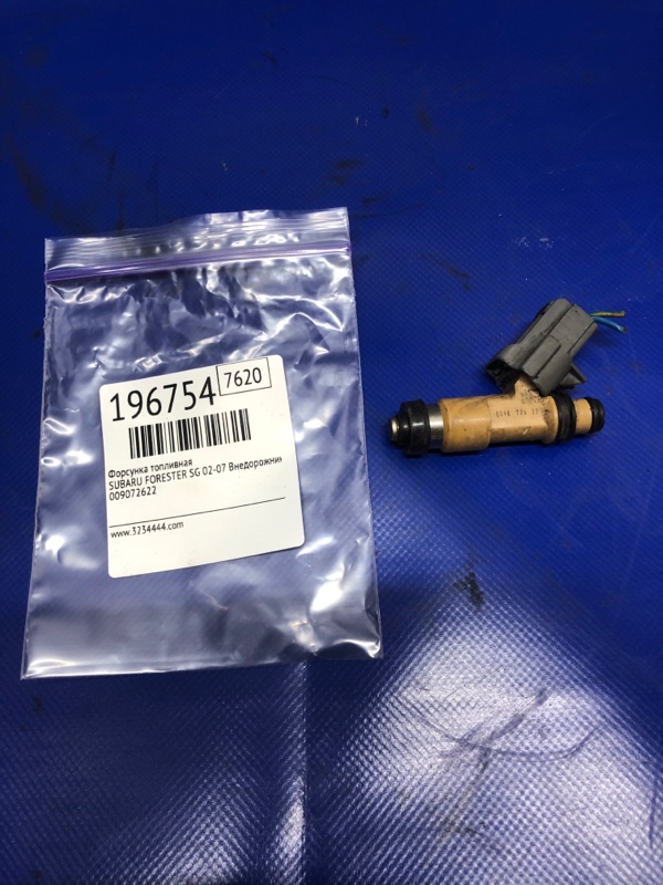 Форсунка топливная SUBARU FORESTER SG 02-07 2007 Внедорожник 2.5 EJ253 16611AA730 Б/У