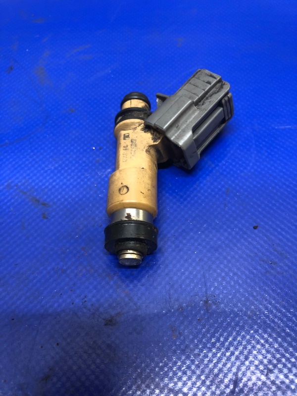 Форсунка топливная FORESTER SG 02-07 2007 Внедорожник 2.5 EJ253