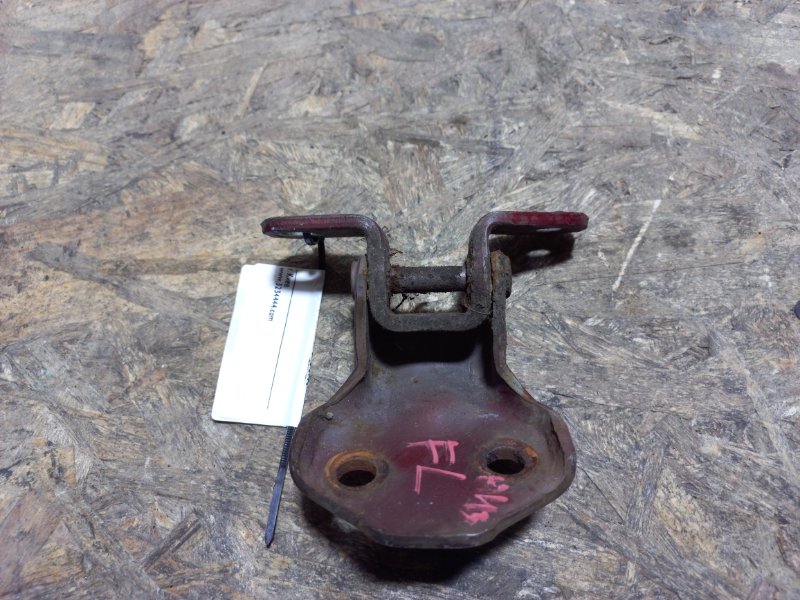 Петля двери нижняя передняя левая 626 GF 97-02 1998 GW19 2