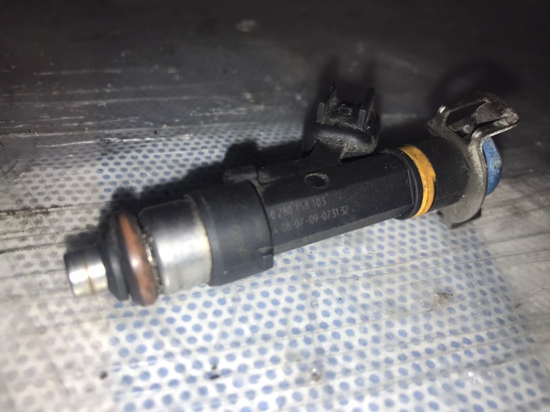 Форсунка топливная MAZDA 5 CR 05-10 Минивен 2.3