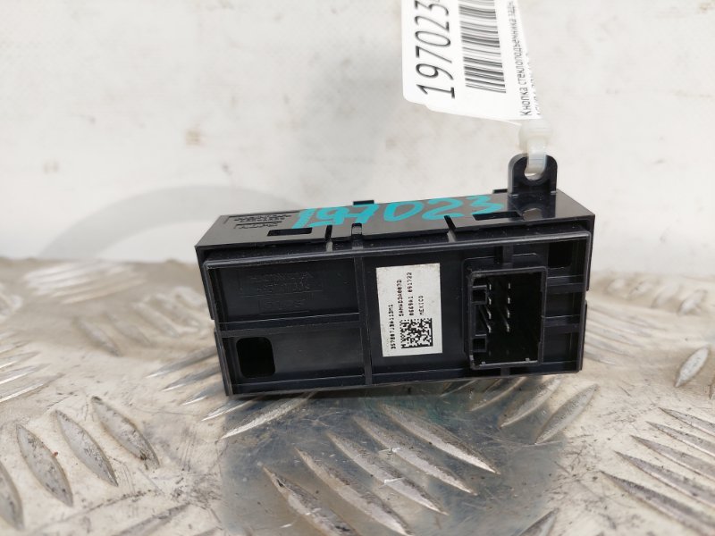 Кнопка стеклоподъемника задняя левая ACURA RDX 19- Внедорожник 2.0 Кнопка стеклоподъемника задняя левая ACURA RDX 19- Внедорожник 2.0