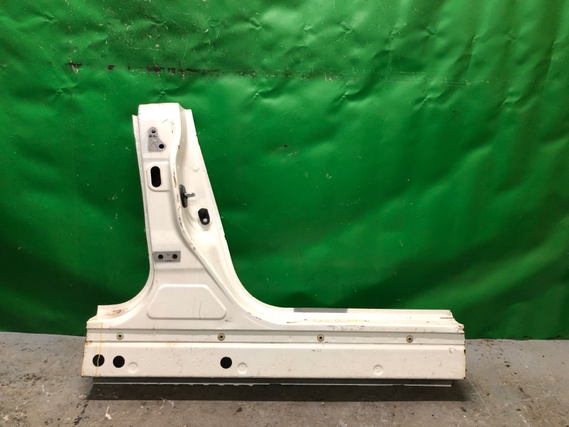 Стойка кузова средняя правая INFINITI Q50 15-20 G6410-4GAMA Б/У