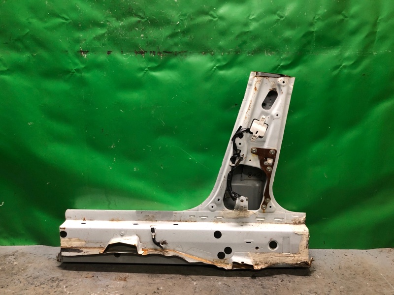 Стойка кузова средняя правая Q50 15-20