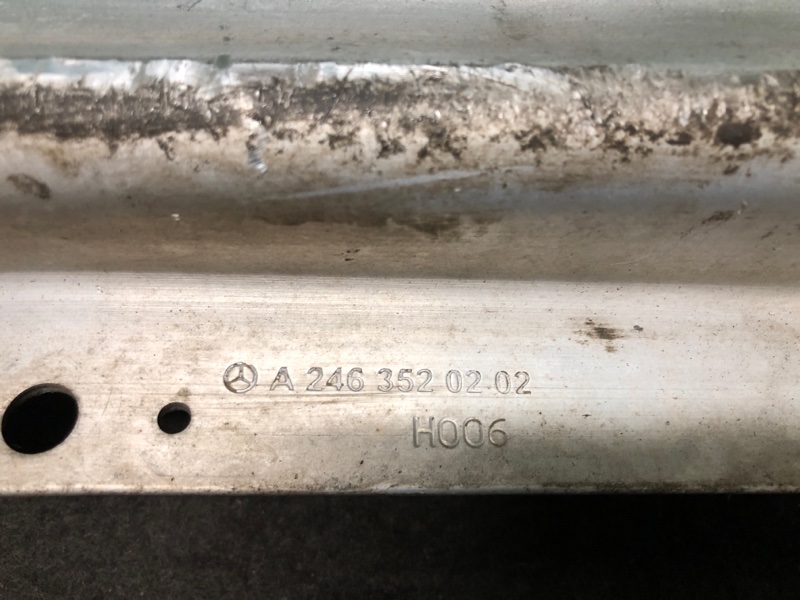 Рычаг задней подвески поперечный нижний задний правый INFINITI QX30 16-20 Внедорожник 2.0 20PET