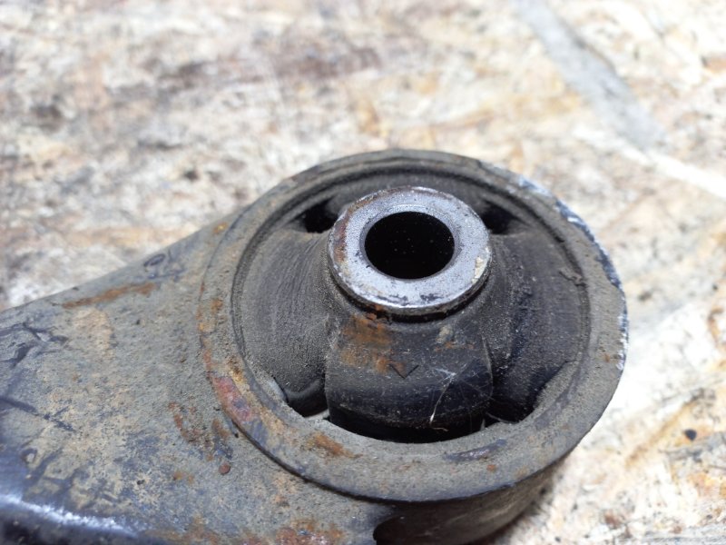 Рычаг передней подвески нижний передний правый ELANTRA HD 06-11