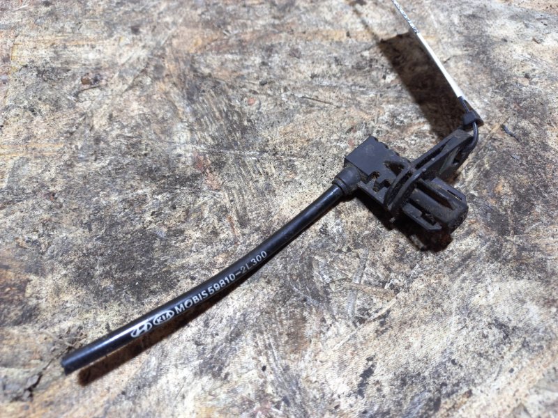 Датчик ABS передний левый ELANTRA HD 06-11