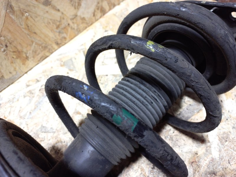 Амортизатор передний левый HYUNDAI ELANTRA HD 06-11