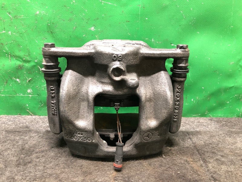 Суппорт тормозной передний правый INFINITI QX30 16-20 2017 Внедорожник 2.0 20PET 41111-5DA0A Б/У