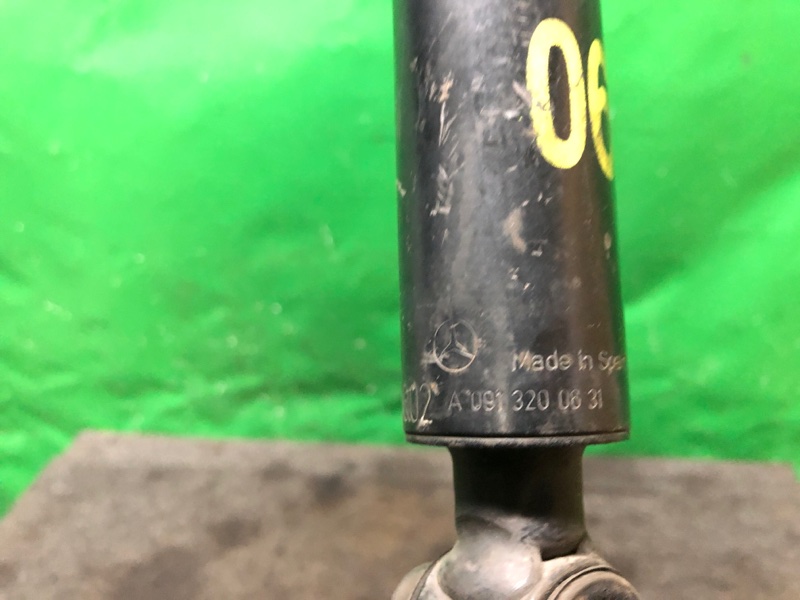 Амортизатор задний QX30 16-20 2017 Внедорожник 2.0 20PET