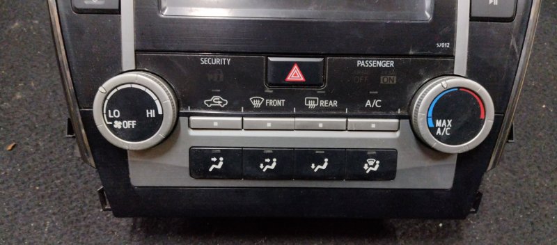 Магнитола CAMRY 50 12-15 Магнитола CAMRY 50 12-15