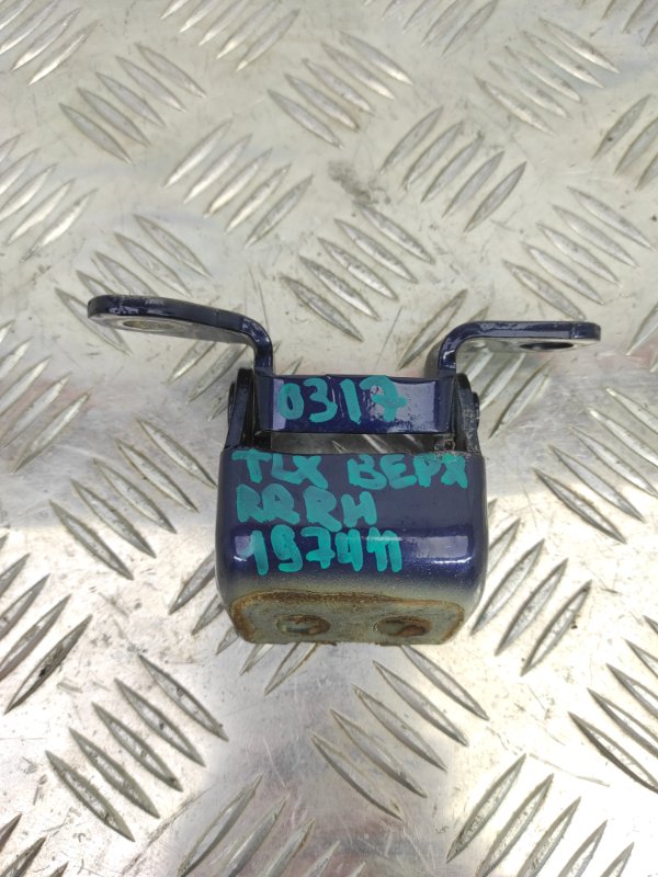 Петля двери верхняя задняя правая ACURA TLX 14-17 Седан 2.4