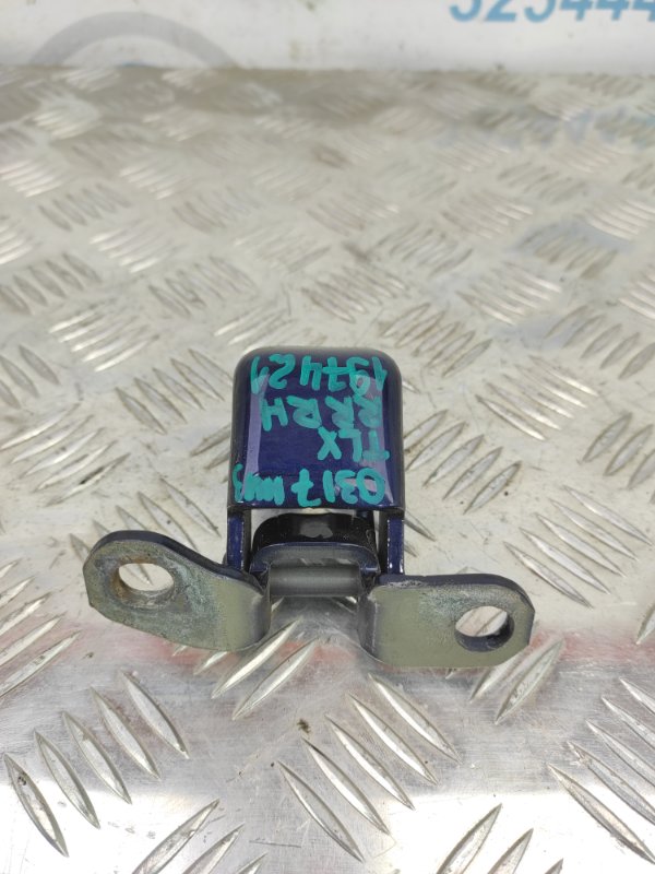 Петля двери нижняя задняя правая ACURA TLX 14-17 Седан 2.4