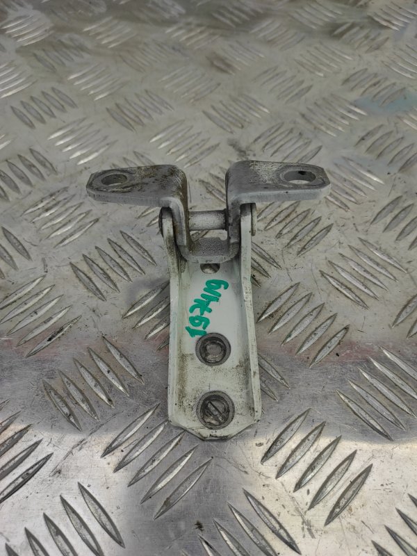 Петля двери нижняя задняя правая MITSUBISHI LANCER X 10 07-15 Седан 2.0