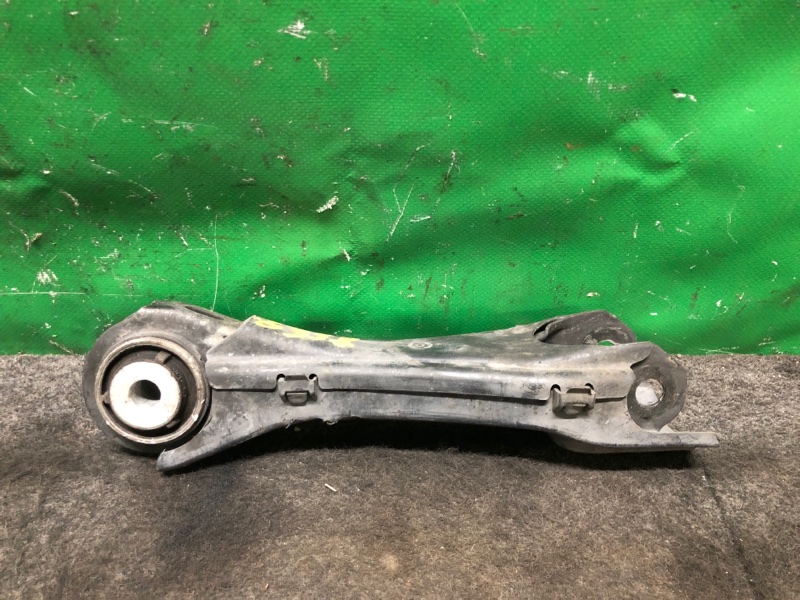 Рычаг задней подвески поперечный нижний задний правый INFINITI QX30 16-20 Внедорожник 2.0 20PET