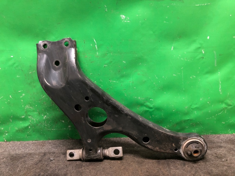 Запчасть рычаг передней подвески нижний передний левый TOYOTA SIENNA 11-16 2012 GSL30 3.5 2GR-FE 48069-08040 Б/У Рычаг передней подвески нижний передний левый TOYOTA SIENNA 11-16 2012 GSL30 3.5 2GR-FE 48069-08040 Б/У