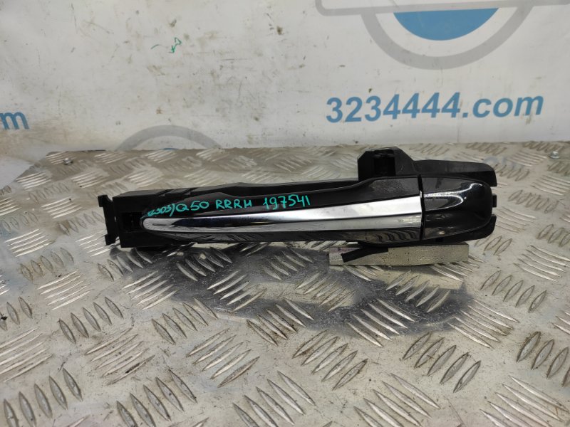 Запчасть ручка двери наружная задняя правая INFINITI Q50 15-20 2017 Седан 3.0 VR30DDTT 82640-4GA4A Б/У Ручка двери наружная задняя правая INFINITI Q50 15-20 2017 Седан 3.0 VR30DDTT 82640-4GA4A Б/У