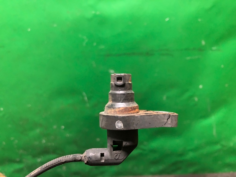 Датчик ABS передний левый SIENNA 11-16 2012 GSL30 3.5 2GR-FE