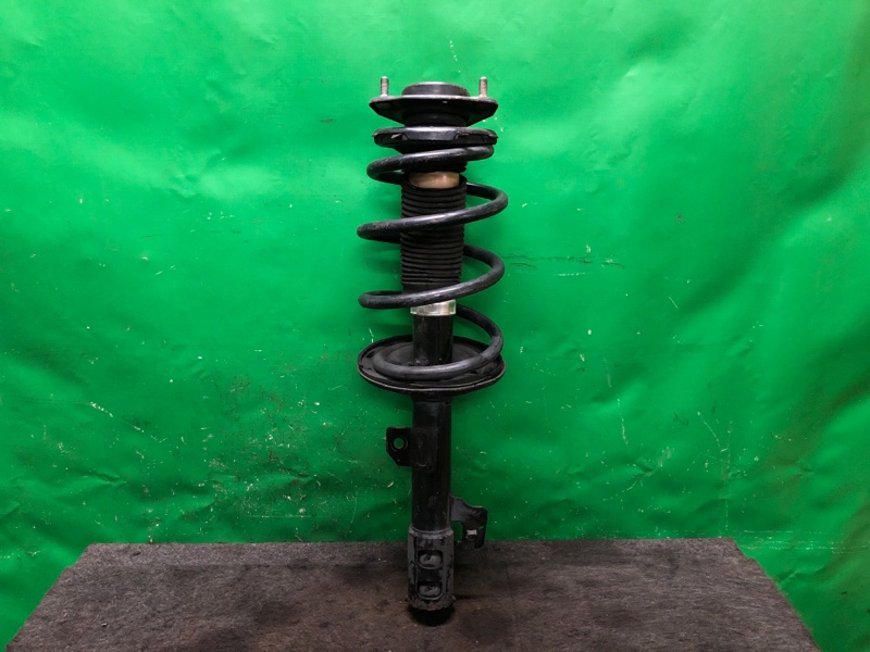 Амортизатор передний левый SIENNA 11-16 2012 GSL30 3.5 2GR-FE Амортизатор передний левый SIENNA 11-16 2012 GSL30 3.5 2GR-FE