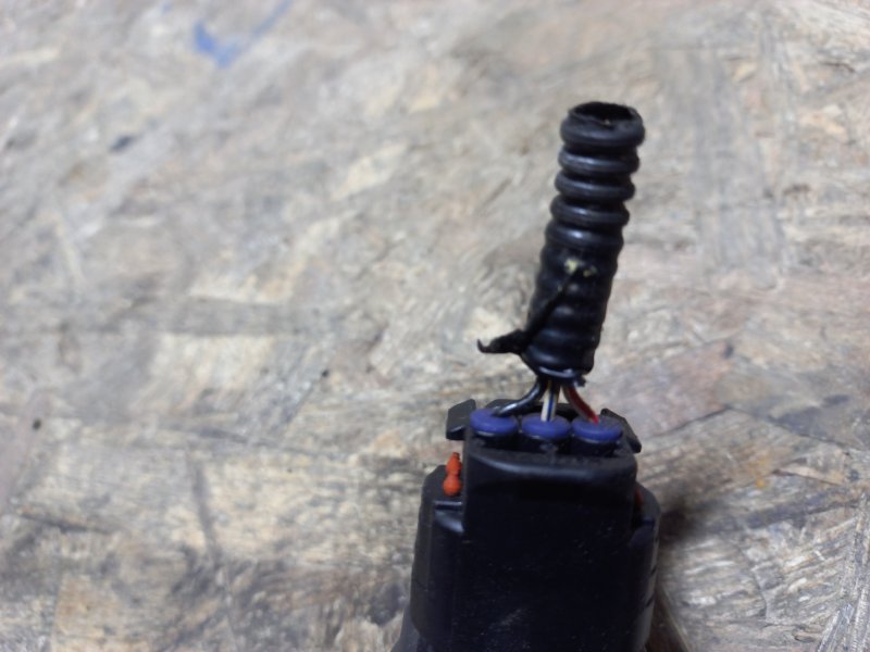 Катушка зажигания MITSUBISHI OUTLANDER XL 05-13 Внедорожник Катушка зажигания MITSUBISHI OUTLANDER XL 05-13 Внедорожник