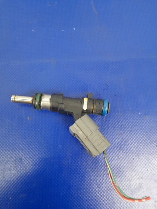 Форсунка топливная MITSUBISHI LANCER X 10 07-15 Седан 2.0 Форсунка топливная MITSUBISHI LANCER X 10 07-15 Седан 2.0