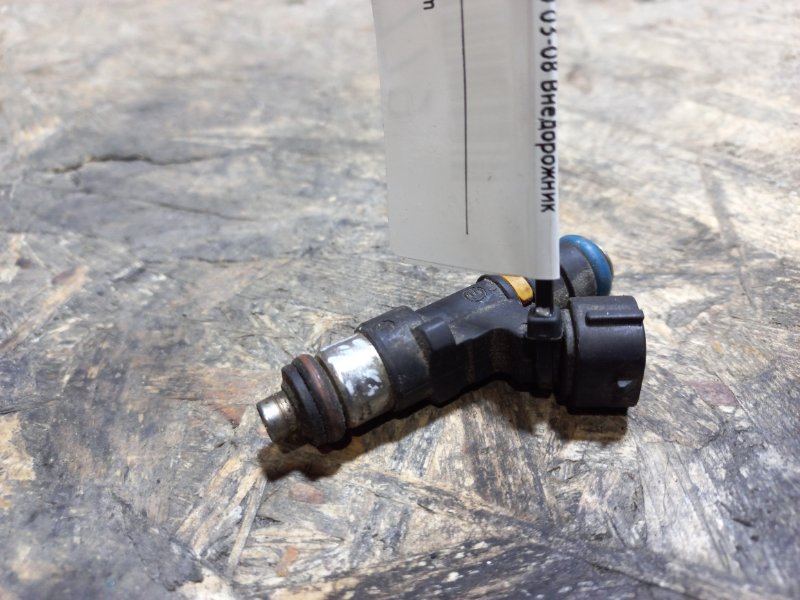 Форсунка топливная INFINITI FX S50 03-08 S50 3.5  VQ35DE 16600-CD700 Б/У