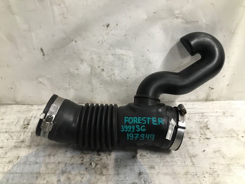 Патрубок воздушного фильтра SUBARU FORESTER SG 02-07 2007 SG 2.5 EJ253 14457AA460 Б/У