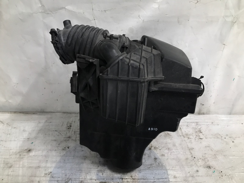Корпус воздушного фильтра MAZDA 5 CR 05-10 Минивен 2.3