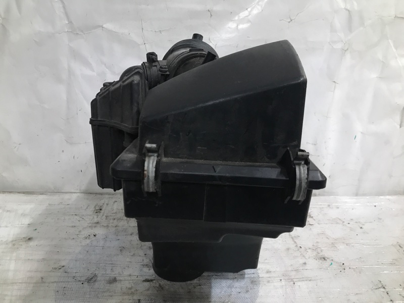 Корпус воздушного фильтра 5 CR 05-10 2009 Минивен 2.3