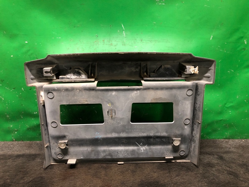 Подсветка номера MITSUBISHI PAJERO 99-06