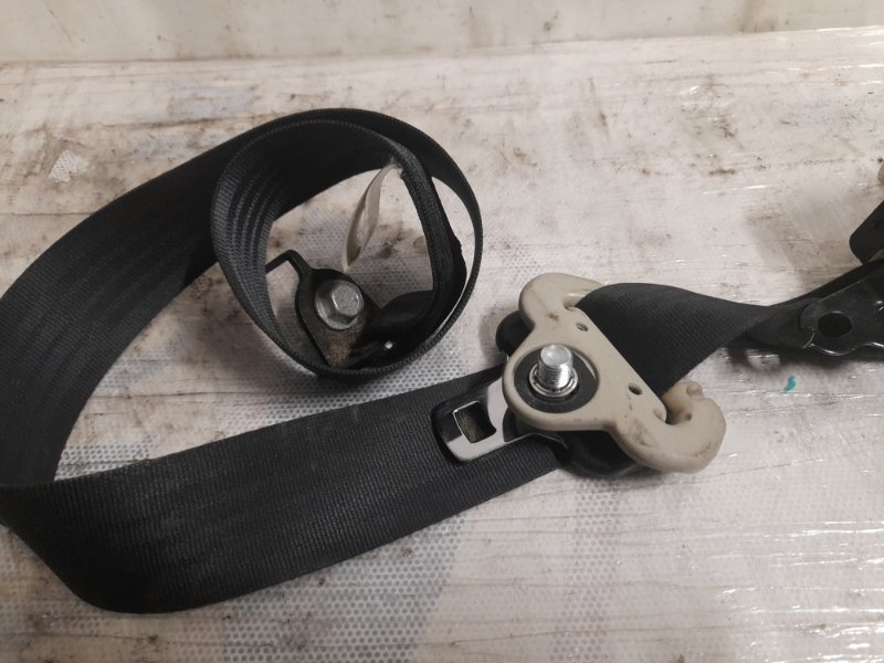 Ремень безопасности левый 5 CR 05-10 2009 Минивен 2.3