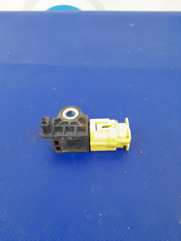 Датчик удара NISSAN ALTIMA L33 12-18