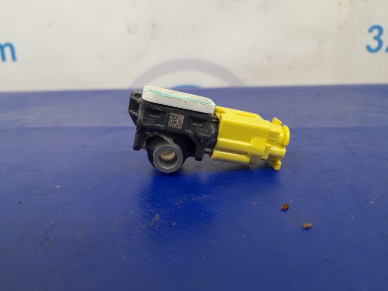 Датчик удара задний левый NISSAN PATHFINDER R52 12-21 98830-3JA0A Б/У