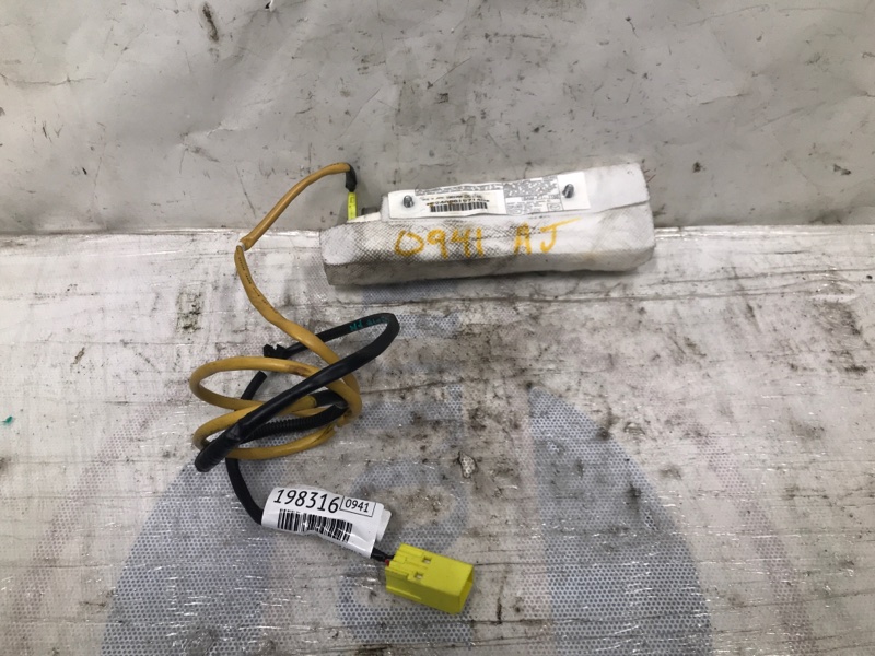 Запчасть подушка безопасности в сиденье передняя правая MAZDA 5 CR 05-10 2009 Минивен 2.3 CC43-57-KA0 Б/У Подушка безопасности в сиденье передняя правая MAZDA 5 CR 05-10 2009 Минивен 2.3 CC43-57-KA0 Б/У