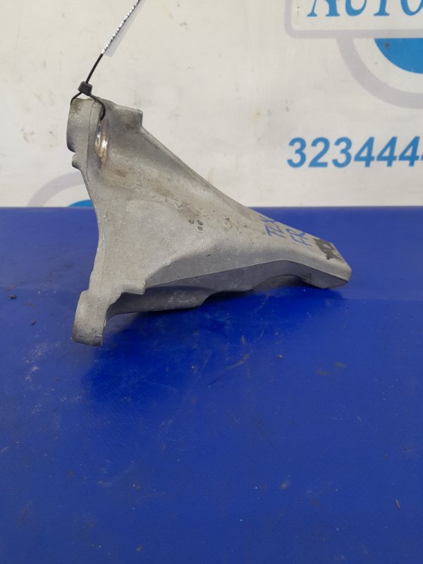 Кронштейн двигателя передний TLX 14-17 2015 Седан 2.4