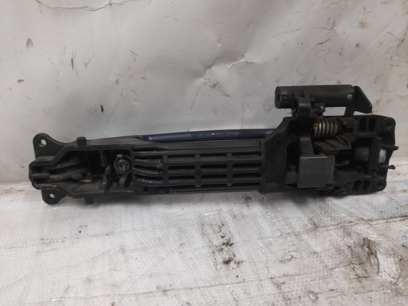 Ручка двери наружная передняя правая SX4 06-13 2008 Седан 2.0 J20A