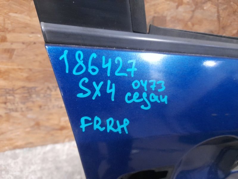 Дверь передняя правая SX4 06-13 2008 Седан 2.0 J20A