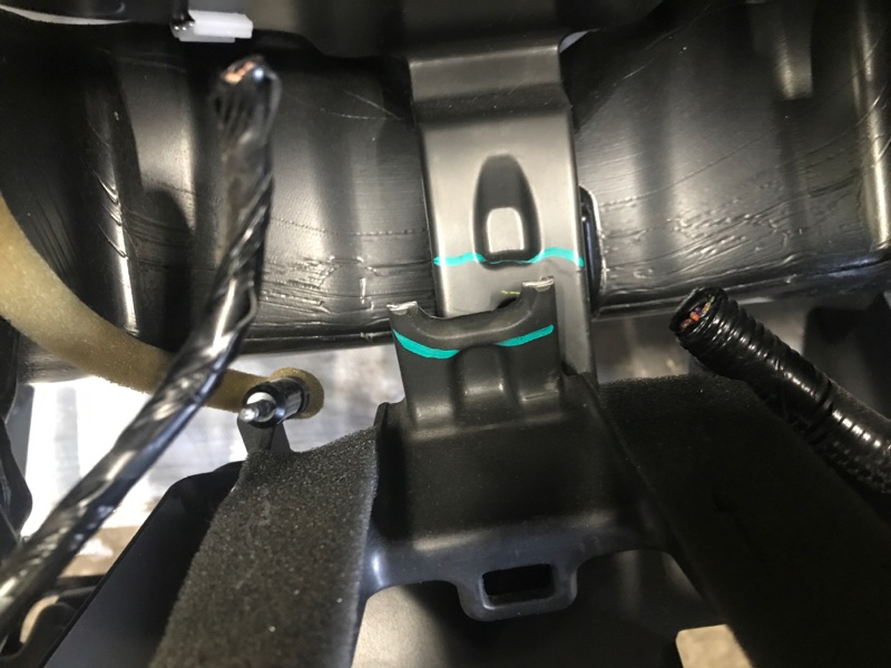 Торпедо MAZDA 5 CR 05-10 Минивен 2.3