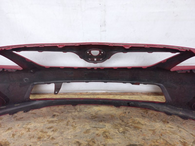 Бампер передний COROLLA 150 06-13 Седан