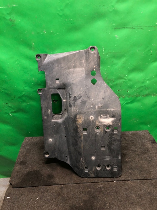 Защита днища передняя правая ACURA RDX 12-19 74604-TX4-A01 Б/У