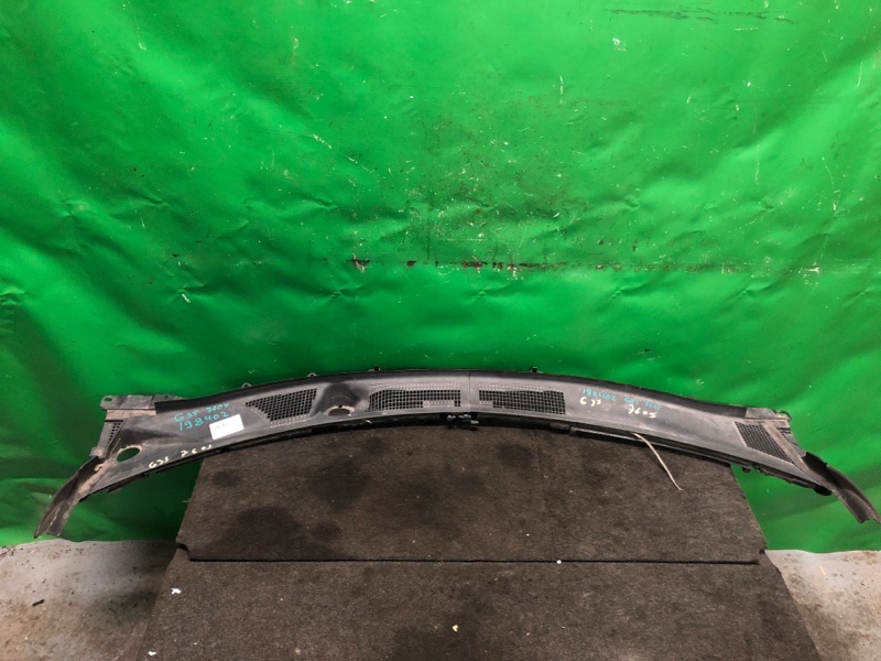 Пластик под лобовое стекло / Жабо INFINITI G25/G35/G37/Q40 06-14 2007 Седан 3.5 VQ35HR 66862-JK600 Б/У