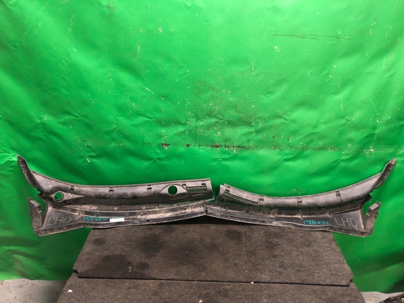 Пластик под лобовое стекло / Жабо MITSUBISHI OUTLANDER XL 05-13 Внедорожник 3.0