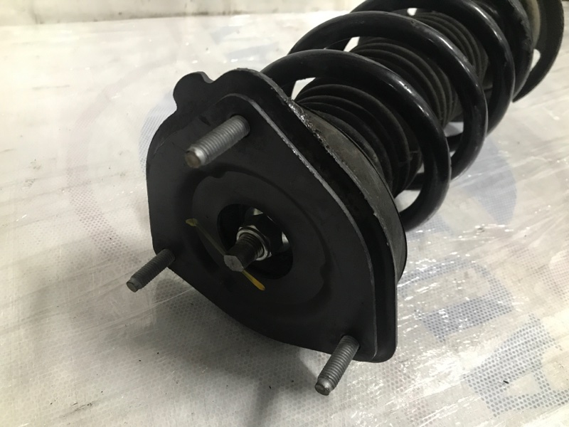 Амортизатор задний Q50 15-20 2017 Седан 3.0 VR30DDTT