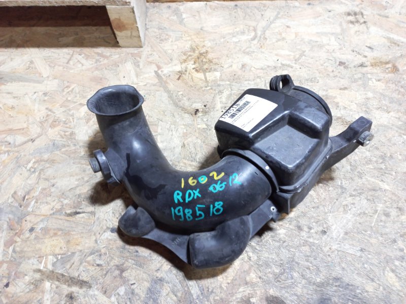 Патрубок воздушного фильтра ACURA RDX 06-12 2008 Внедорожник 2.3 17230-RWC-A00 Б/У