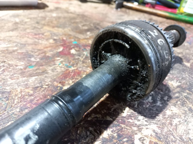 Привод передний левый TOYOTA CAMRY 50 12-15