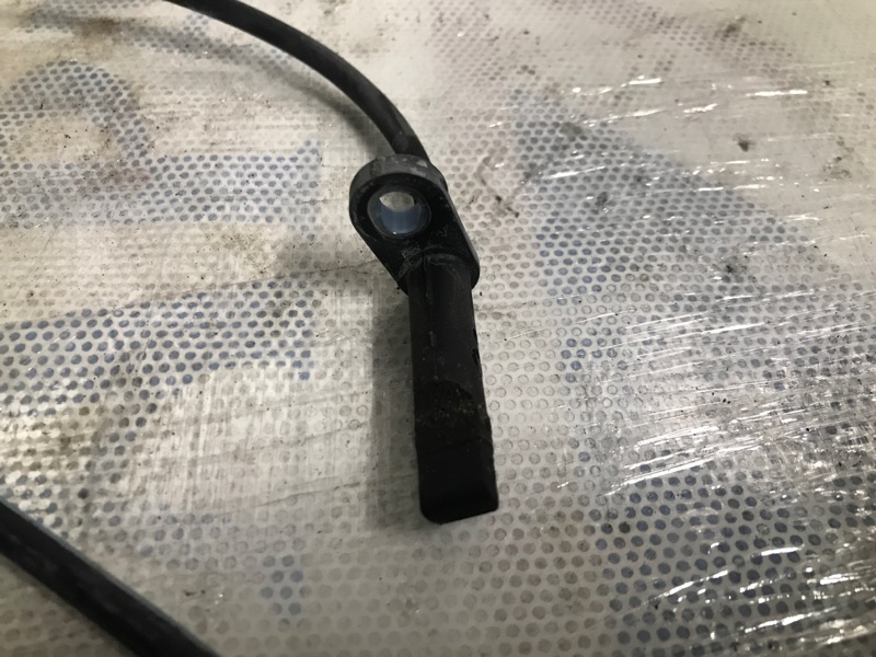 Датчик ABS передний правый Q50 15-20 2017 Седан 3.0 VR30DDTT