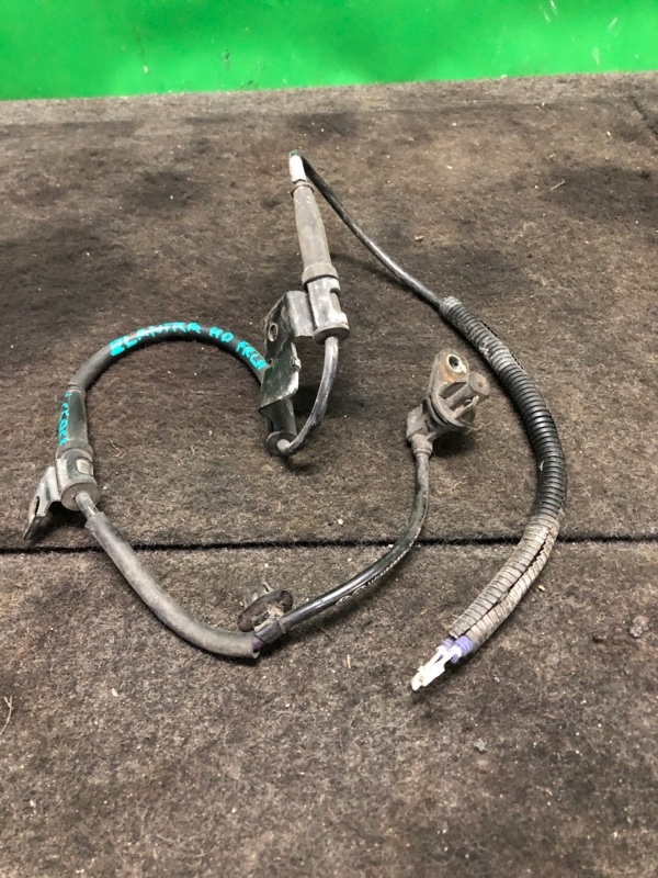 Датчик ABS передний левый HYUNDAI ELANTRA HD 06-11 59810-2H300 Б/У