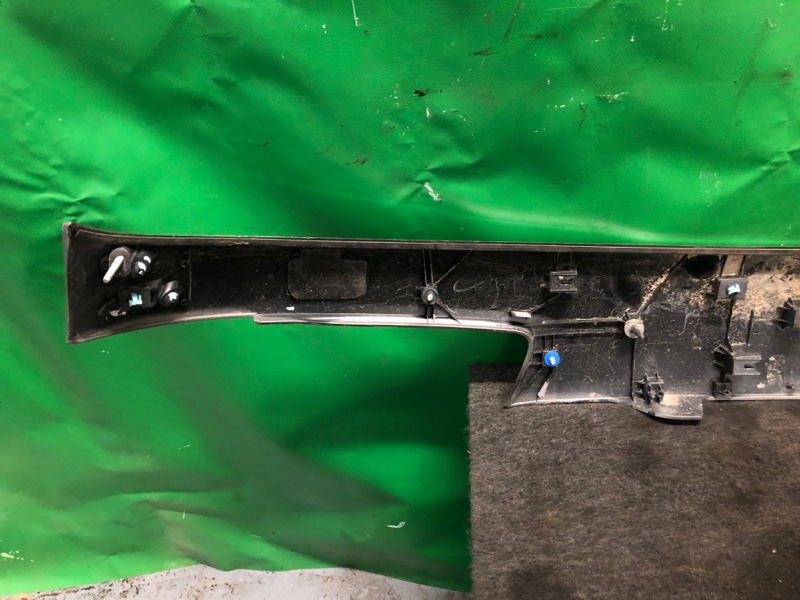 Накладка крышки багажника SORENTO UM 14-